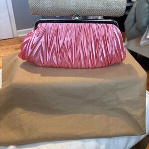 Source Unknown Pink Ruched Clutch
